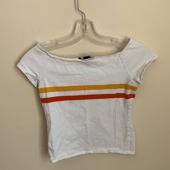 Short sleeve crop top - Picture 2 of 3